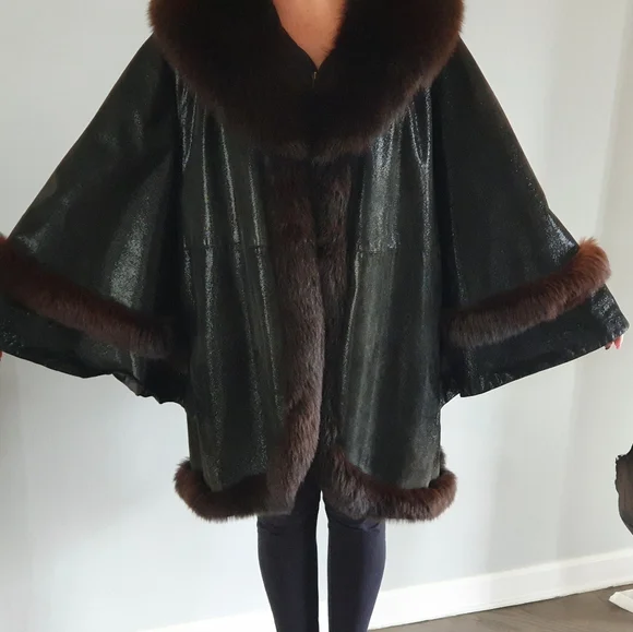 leather and fox fur trim women cape,coat, jacket, size L-XL - Picture 8 of 10
